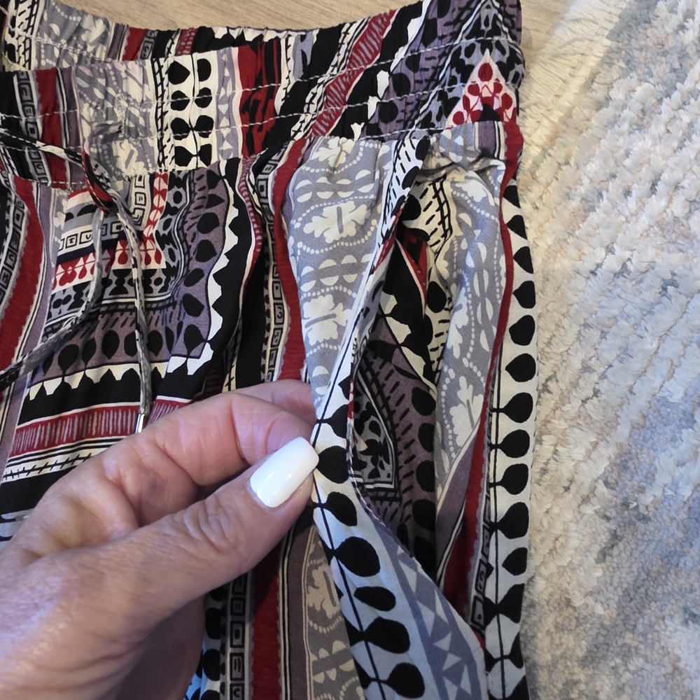 Bohemian Patterned Wide-Leg Pants - Picture 4 of 4
